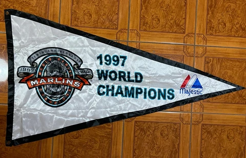 1997-2007 Florida Marlins Tenth Anniversary World Series Champions Silk Flag Cover