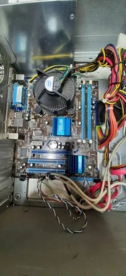 SCHEDA MADRE ASUS P5G41C-M LX, +  CORE 2 QUAD Q8200  - Immagine 1 di 2