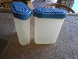 Tupperware Modular Mates Storage Containers Large Shakers Setof 2 #1846 Blue Lid - Picture 1 of 3