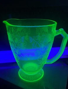 H.ATLAS GREEN VASELINE DEPRESSION GLASS PITCHER FLORENTINE POPPY #1 GLOWS - Picture 1 of 6