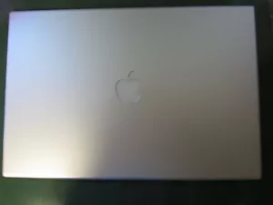 NEU Original Apple MacBook Pro 17" LCD Rückseite Abdeckung für A1229 607-0703 607-2216 - Bild 1 von 2
