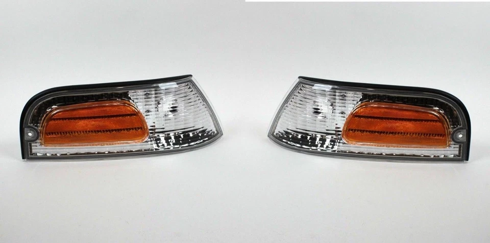 Par de luces marcadoras laterales/estacionamiento para Ford Crown Victoria 1998-2011 (no policial) Foto 1 de 3