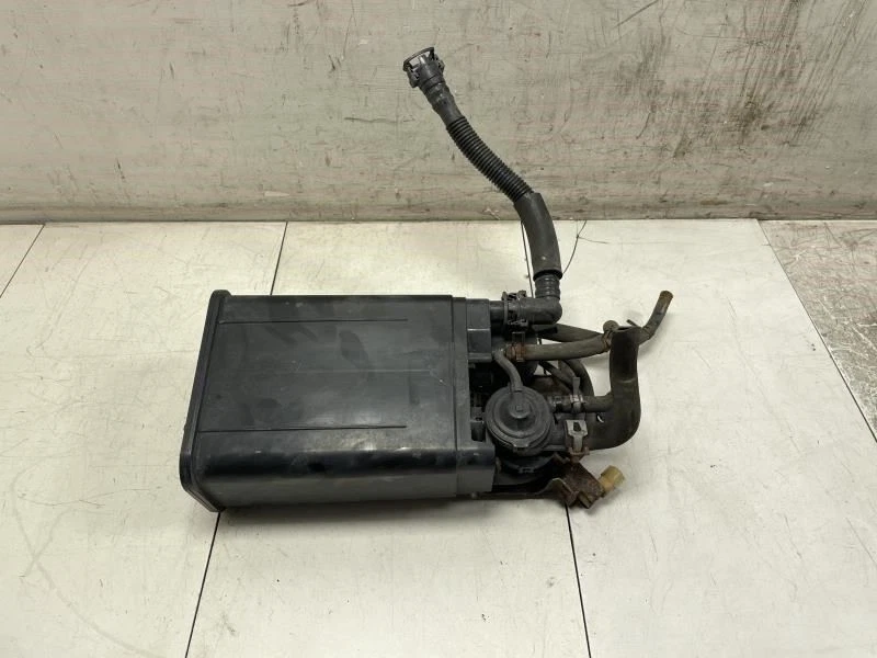 Lexus Es300 2003 bote de vapor de combustible OEM+ Foto 1 de 4