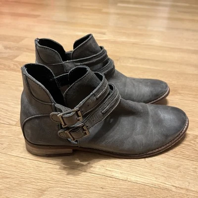 Free People Botines Para Mujer EU 37 6.5-7 EE. UU. Gris Cuero Tacón Botines Correa Foto 1 de 4