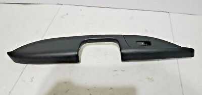 Reposabrazos puerta trasera OEM Suzuki Kizashi LH 2010-13 Foto 1 de 4