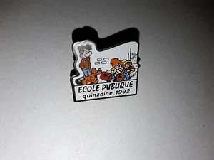 PIN'S École publique 1992 Boule et Bill - Picture 1 of 1