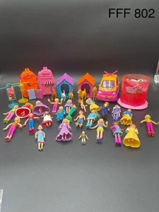Polly Pocket Dolls, Clothes, Animals, Car & Accessories - 287 pieces - Picture 1 of 4