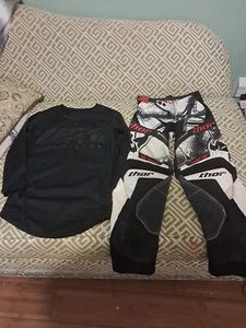 Uniforme de motocross para jóvenes/niños Pantalones Camisa Talla 22/M - Imagen 1 de 5