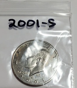 2001-S Kennedy Half Dollar -A beautiful coin. - Picture 1 of 2