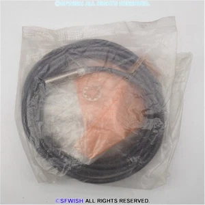 OMRON E2E-X1R5F1 Proximity Sensor, 0.59in, 13 mA, 2 kHz *OPEN BOX! - Picture 1 of 3