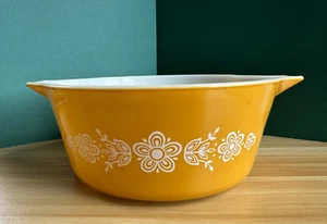 Vintage Pyrex 2 Qt Round Casserole Baking Dish #475 Butterfly Gold Print - Picture 1 of 11
