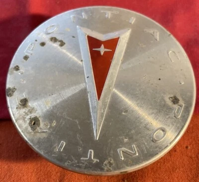 Cubierta central rueda Pontiac Grand Prix Vibe G6 Montana Solstice Aztek 9593169 Foto 1 de 4