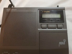 Radio Shack 12-250 7-Channel Digital NOAA Weather Radio Alert SAME system TESTED - Picture 1 of 9