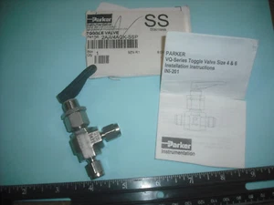 PARKER 1/8" Stainless Steel Toggle Valve Panel Mount 2A-V4AQK-SSP - Picture 1 of 3