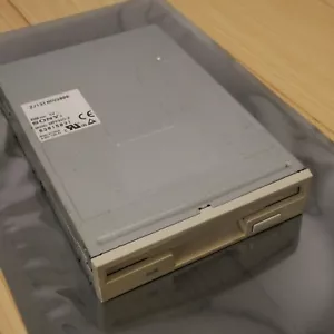 Sony MPF920-Z Internal Desktop 3.5 inch Floppy Disk Drive 1.44MB - Tested 20 - Picture 1 of 6