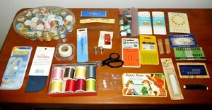 Vintage Mixed Lot Sewing Notions - Wiss Pinking Shears, Thread Master Case, etc - Bild 1 von 8