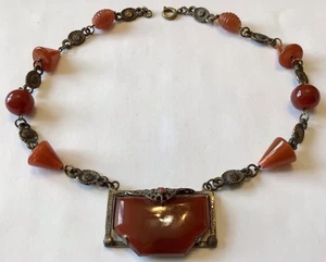 VINTAGE ART DECO CARNELIAN RHINESTONE & BEAD PENDANT NECKLACE H23 - Picture 1 of 2