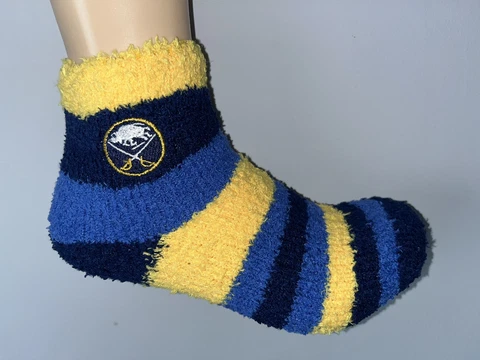 BUFFALO SABRES NHL HOCKEY WOMENS STRIPE ANKLE FUZZY SLEEP SOCKS MEDIUM Q Cover