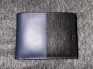 Tumi NASSAU Double Billfold Wallet - Picture 1 of 6