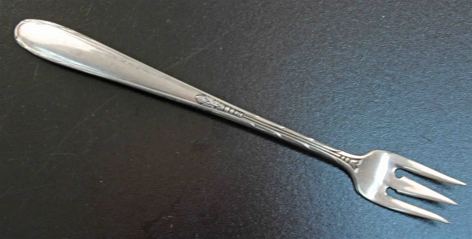 Tenedores de cóctel Oneida Sterling HEIRESS Foto 1 de 1