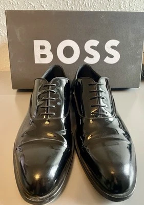 Mens Hugo Boss Italian-made Oxford shoes in patent leather - Image 1 of 3