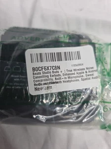 Beats Studio Buds + plus Cancelación de Ruido Transparente MQLK3LL/A CAJA ABIERTA (AIRE) - Imagen 1 de 3