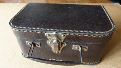 Ancien Fer à Repasser Electrique de Voyage Chelmo Avec valisette valise ancienne - Photo 1/4