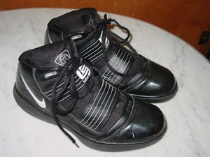 2009 Nike Zoom Lebron Soldier 3 Black 367183-011 Basketball Shoes! Size 9 - Picture 1 of 13