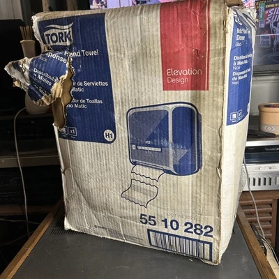 NEW Tork Matic Hand Towel Dispenser Black Elevation Series 55-10-282 - Image 1 of 4