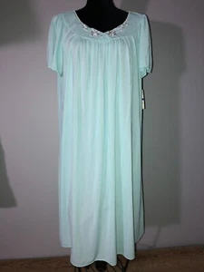 NWT Miss Elaine Classic Nightgown XL Floral Embroidered Short Sleeve Seafoam - Picture 1 of 12