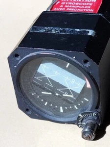 Instrument Horizon gyroscopique SFENA 705 1 11 - Photo 1/9