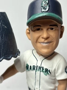 Edgar Martinez Seattle Mariner Bobblehead 2017 (Light Bat & Hall of Fame) - Picture 1 of 17