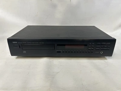 Reproductor de CD de sonido natural Yamaha CDX-470 Foto 1 de 2