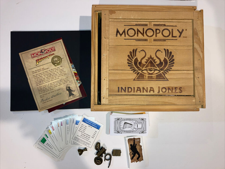 Indiana Jones MONOPOLY (2008) Collector's Limited Edition Wooden Box Crate  NEW