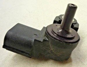 TRIUMPH 12 SPEED TRIPLE R 1050 MAP MASS AIR FLOW SENSOR OEM  - Picture 1 of 5