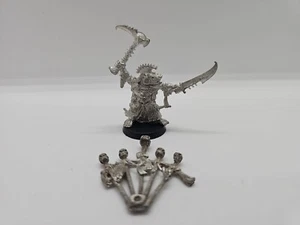 Warhammer Classic Metal Skaven Warlord Queek Citadel Miniature Never Painted - Picture 1 of 5