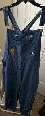 Agapo Cute Capri Style Overalls Denim Jean Size 1X with Floral Embroidery - Image 1 of 4