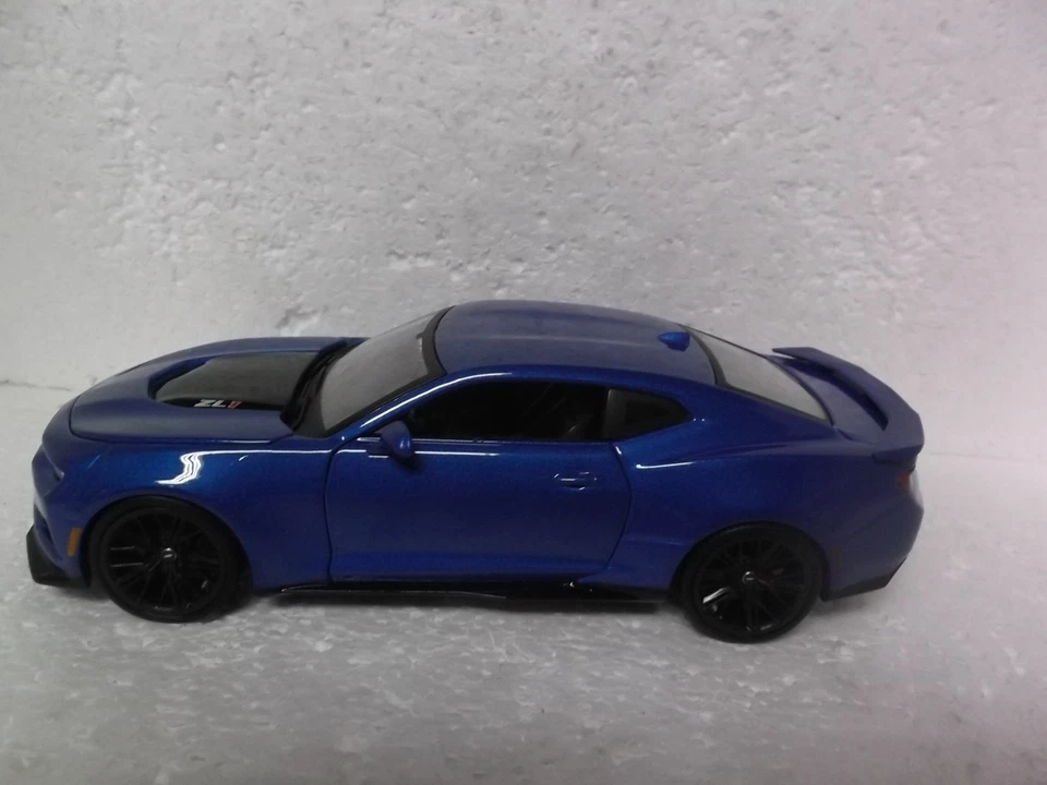 Chevrolet Camaro ZL1 2017 fundido a presión 1:24 Foto 1 de 4