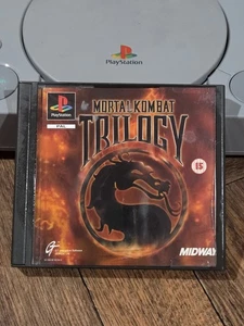 TRILOGÍA MORTAL KOMBAT. Juego PS1. ETIQUETA NEGRA. (Sony PlayStation 1 PAL) Raro - Imagen 1 de 6