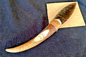 Hirschgeweih Obsidian Klinge Messer mit Bärentatze geprägtem Griff, Top Zustand - Bild 1 von 5