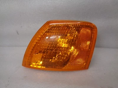 DK81129 1998-2001 VOLKSWAGEN PASSAT LUZ INTERMITENTE LADO CONDUCTOR DELANTERO OEM Foto 1 de 4