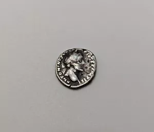 Antoninus Pius AR Denarius. Rome, AD 138-161 - Picture 1 of 2