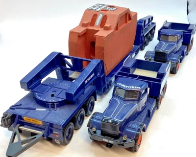 1:50 Diamond (x2) with 24-wheel Trailer & Load Pickfords Livery. 55201 Corgi. - Image 1 of 4