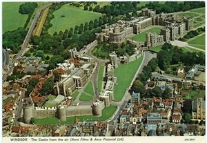 Postal - Castillo de Windsor desde el aire 209/3847 - Imagen 1 de 2