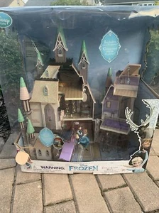 Disney Frozen Castle of Arendelle New Complete - Picture 1 of 4