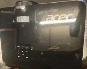 Acer X138WH DLP 3D Projector Used 220 hours - Picture 1 of 5