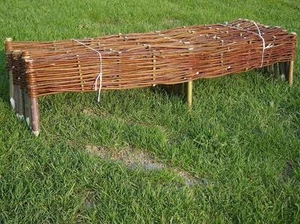 5 Stück Weidenzaun Beeteinfassung 120 x 20cm Weidezaun Beetumrandung Palisade - Bild 1 von 4