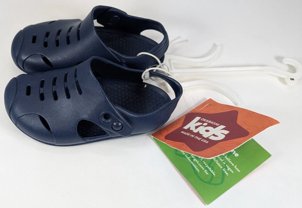 Sandalias de campamento Okabashi para niños pequeños talla 8 Carter zapatos de agua azul marino Foto 1 de 4