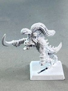 Saurus Champion Chief Seraphon Echsenmenschen Echsenmensch Warhammer Fantasy METALL - Bild 1 von 3