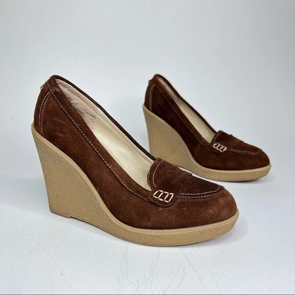 Kits de daga Kelsi en zapatos mocasines de cuña en gamuza marrón 8.5 Foto 1 de 4